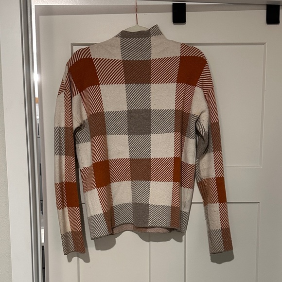 Tahari Sweaters - Tahari Women's Plaid Turtleneck Sweater - Cream, Brown, Gray